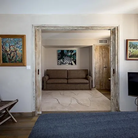 Maison Eden Apartamento *
